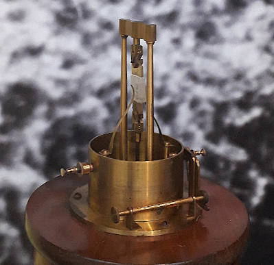 piezoElectricCompensator.jpg